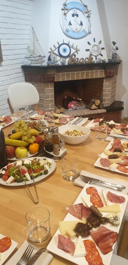 Hotel Dollari Kryemedhej Экстерьер фото